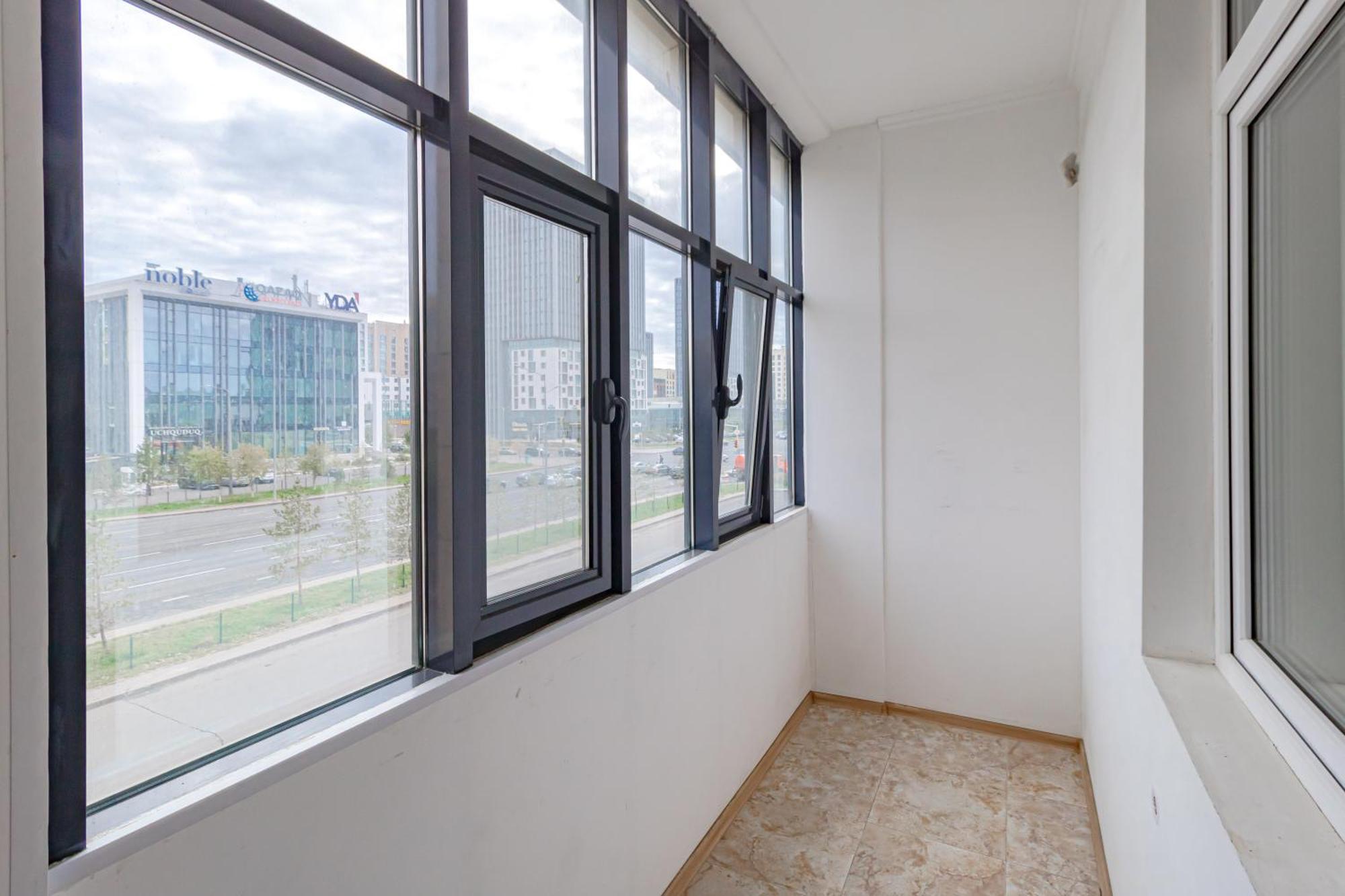 Expo Promenade Apartment Астана Екстериор снимка