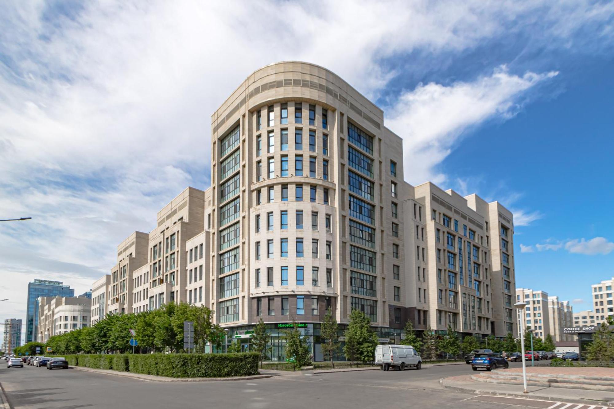 Expo Promenade Apartment Астана Екстериор снимка